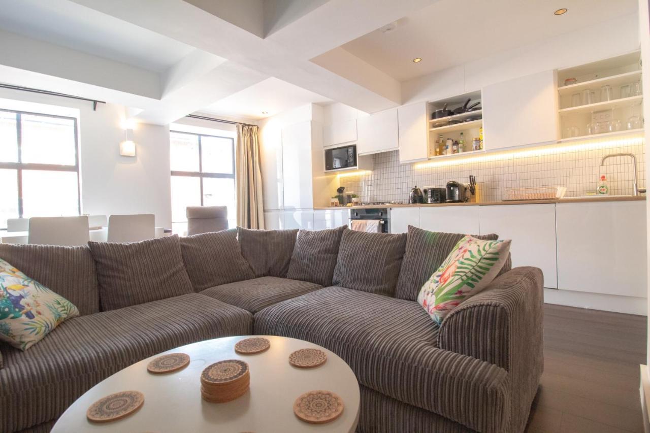 The New52 Oxford By 360Stays - Bespoke 2 Bed Luxury Apartment In The Heart Of Oxford City Centre With Parking Екстер'єр фото