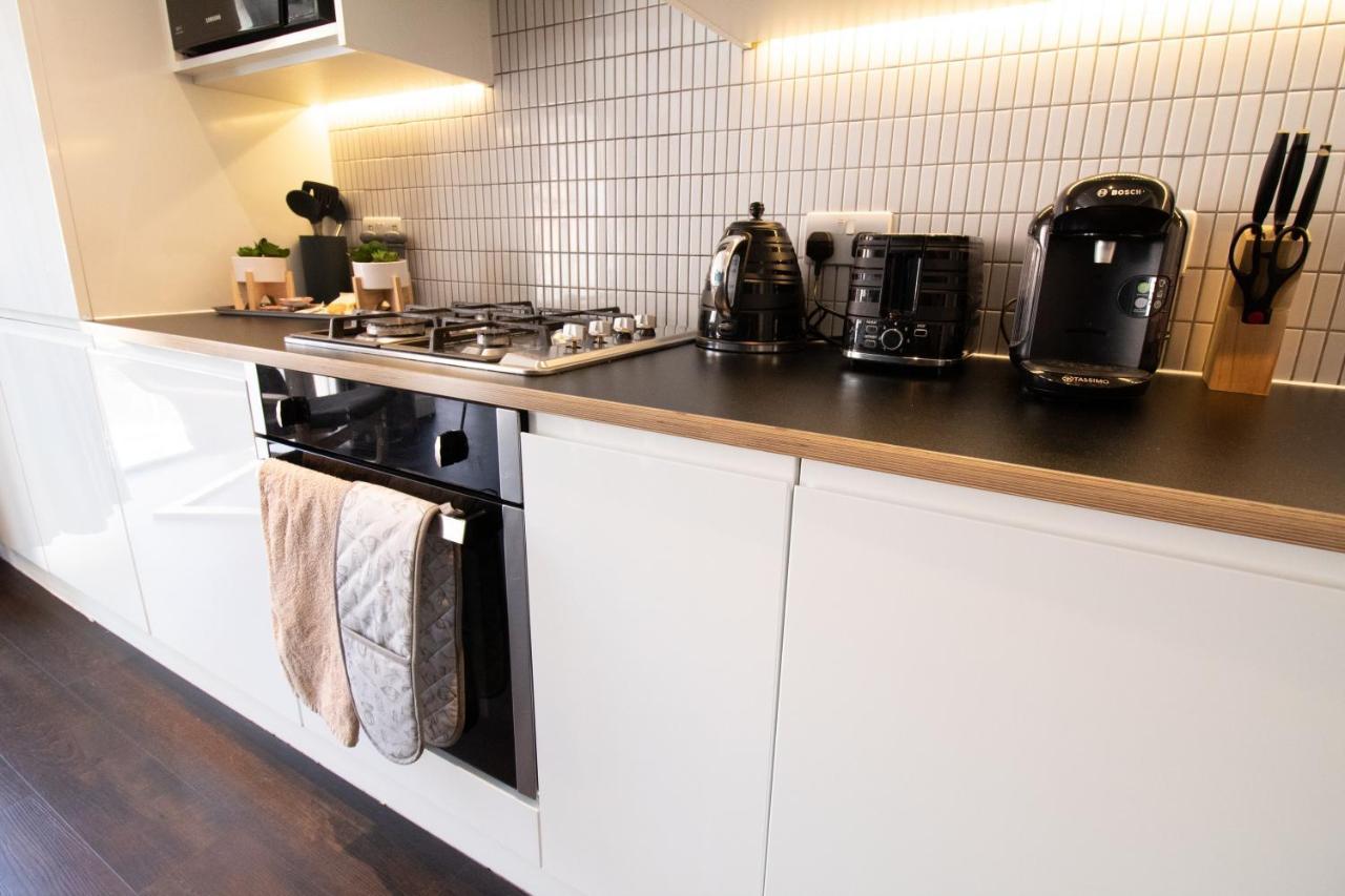 The New52 Oxford By 360Stays - Bespoke 2 Bed Luxury Apartment In The Heart Of Oxford City Centre With Parking Екстер'єр фото